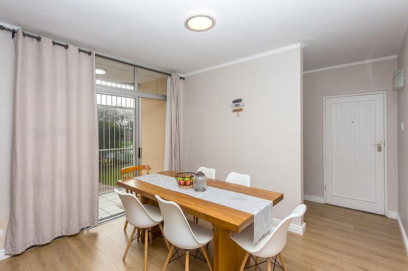 2 Bedroom Property for Sale in Rugby Western Cape